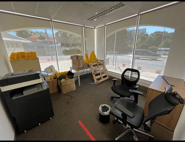381M² OFFICE TO LET IN CLAREMONT